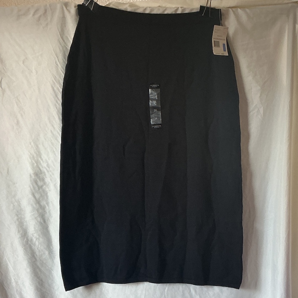 Women’s Black Merino Wool Skirt Size 2X.